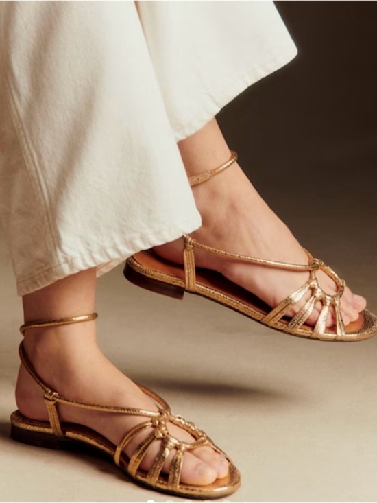 Sezane Shoes - Sezane GLORIA LOW SANDALS size 8